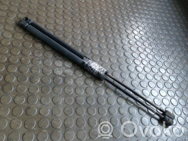Opel Omega B1 Amortizor hayon