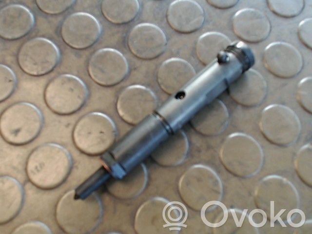 Inyector de combustible   93171940,0432193512,05817411,55351299