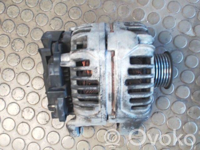 Opel Astra G Alternator 