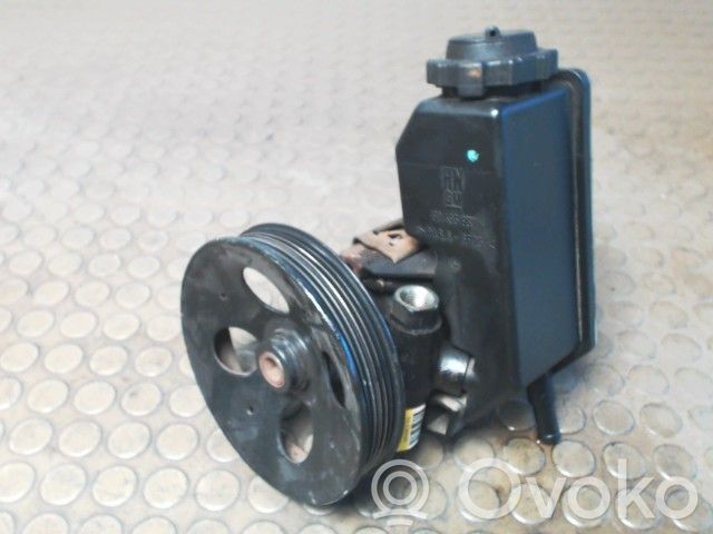 Opel Vectra B Ohjaustehostimen pumppu 