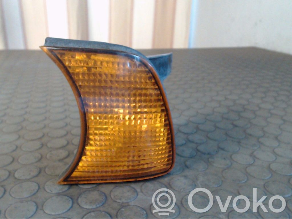 BMW 5 E34 Front indicator light 