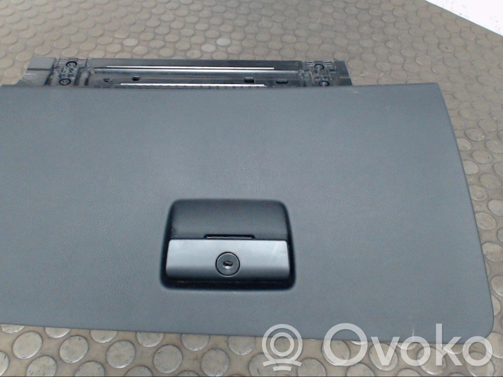BMW 3 E90 E91 Glove box set 