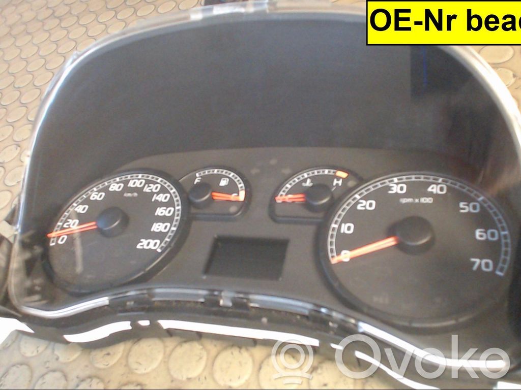 Fiat Punto (188) Moldura del panel 