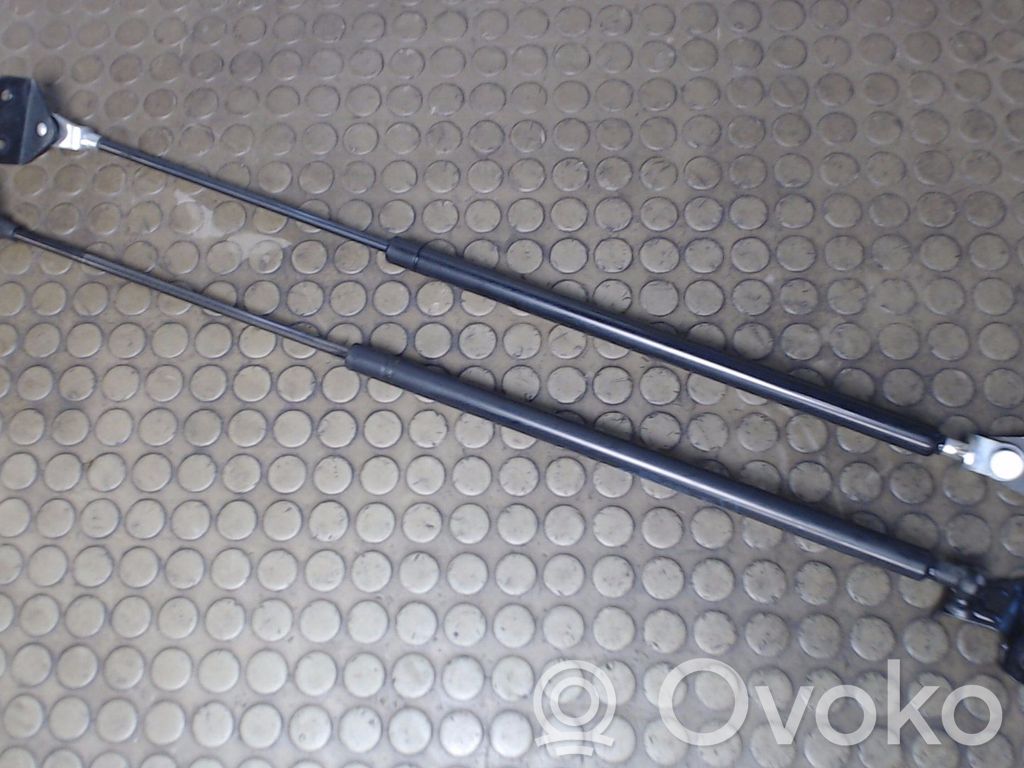Opel Agila A Tailgate/trunk strut/damper 