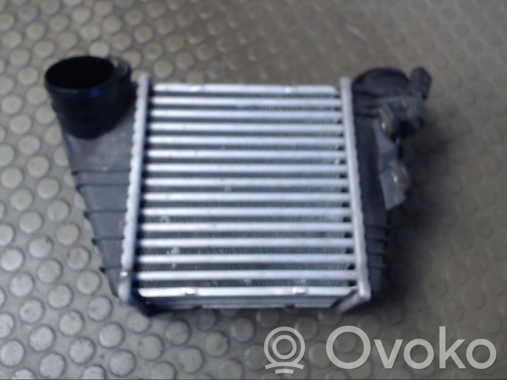 Skoda Octavia Mk1 (1U) Furtun/conductă intercooler 