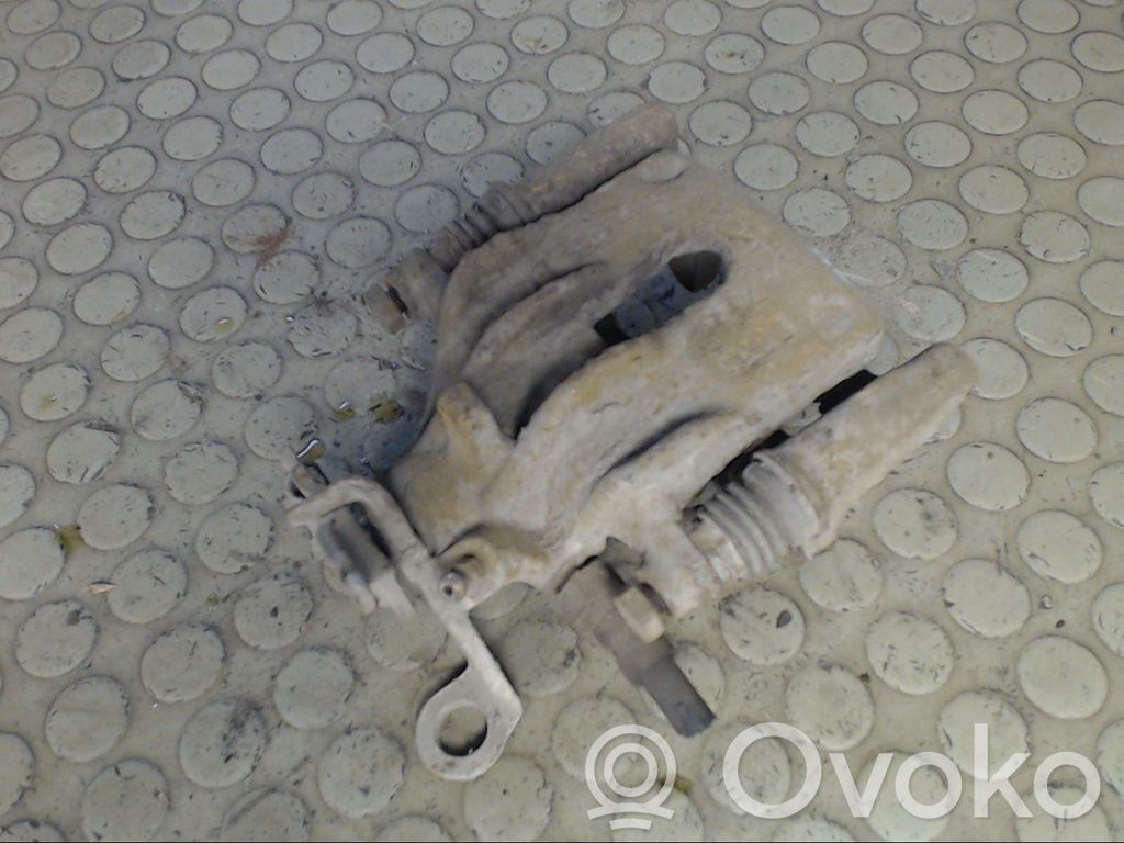 Ford Focus Задний суппорт 
