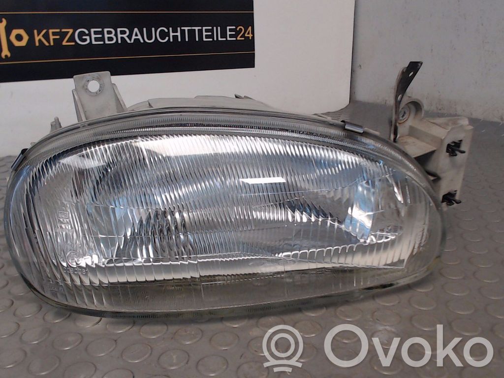 Mazda 121 Headlight/headlamp 