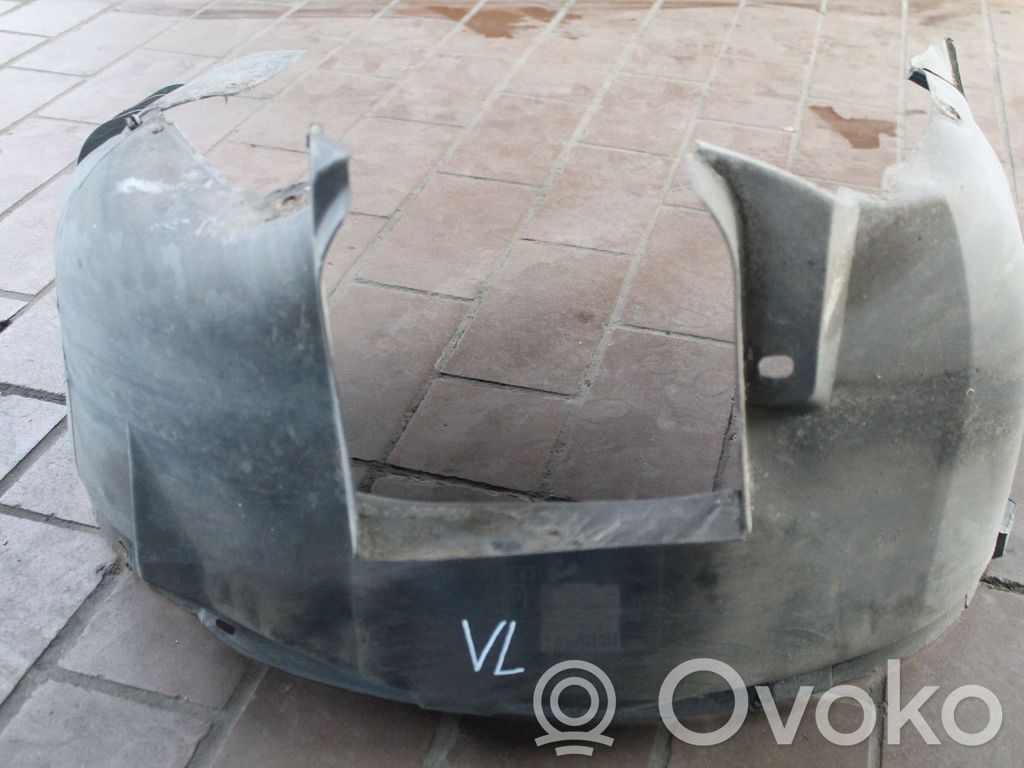 Opel Corsa B Nadkole przednie 