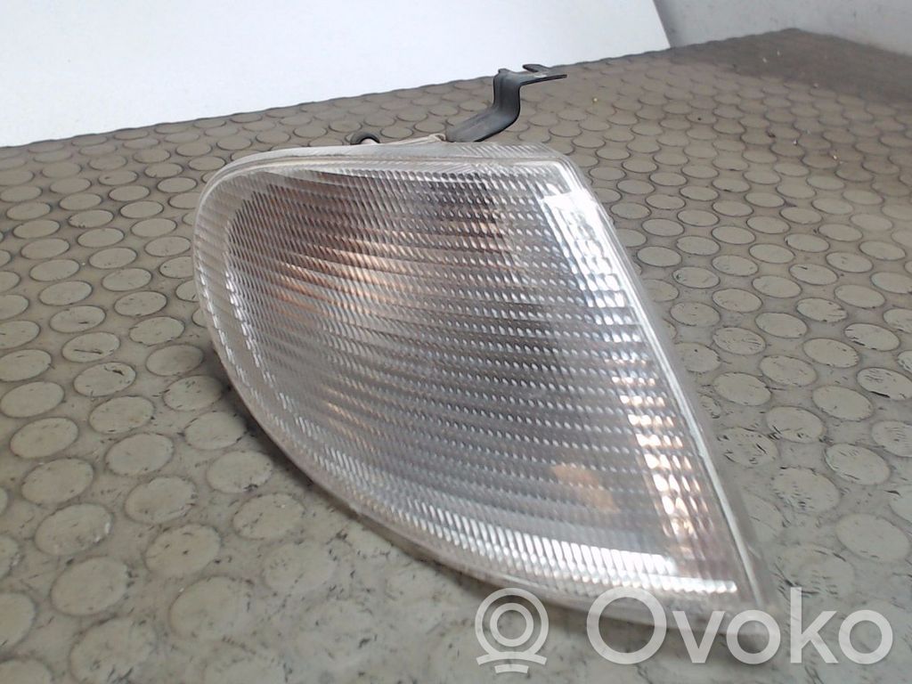 Ford Galaxy Front indicator light 