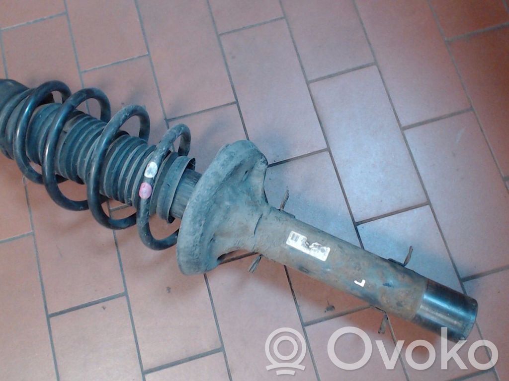Audi A3 S3 8L Etuiskunvaimennin 