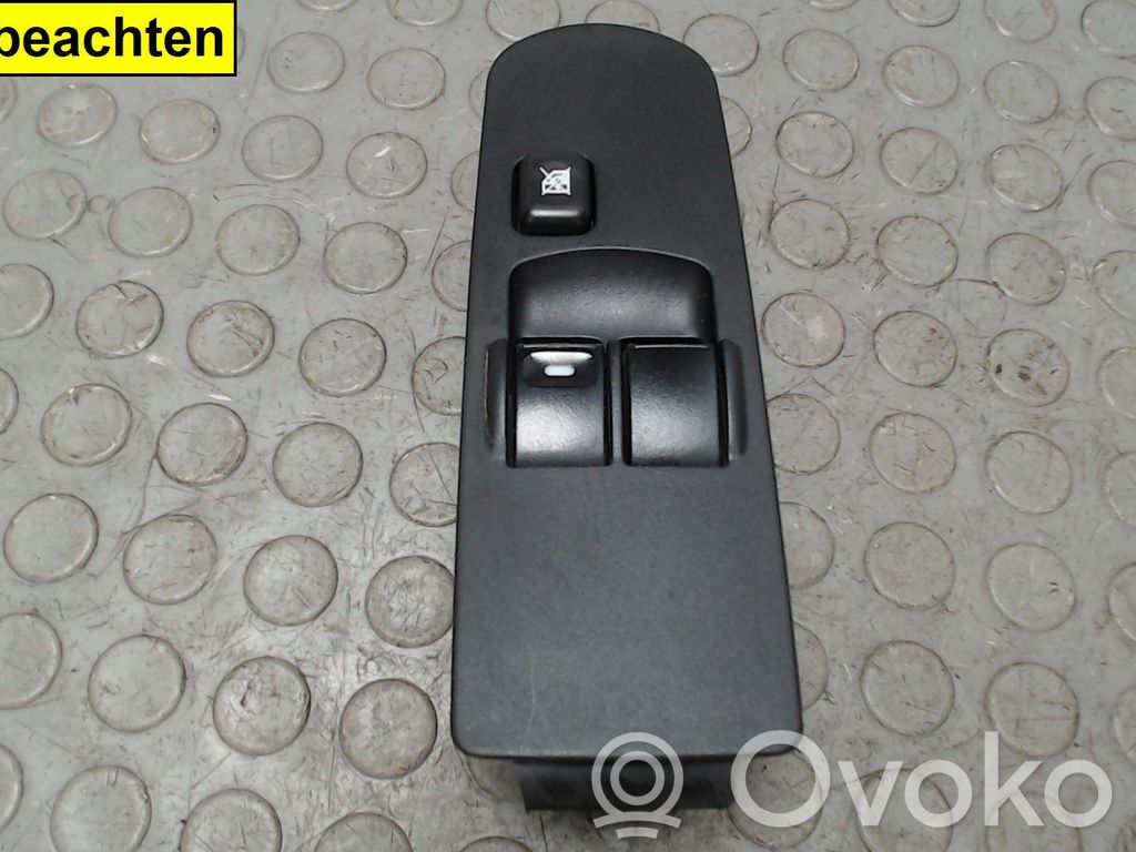 Comutator comandă geamuri electrice   8608A179,NICHTZUTREFFEND