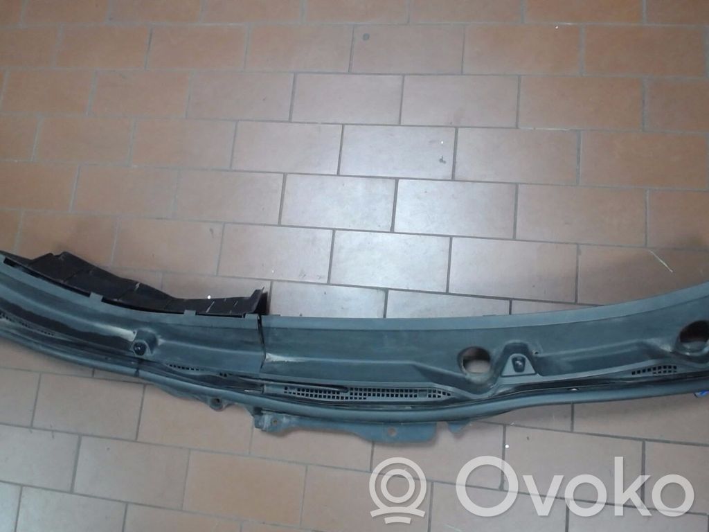 Mazda 2 Priekinė kėbulo dalis 