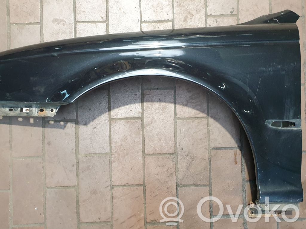 Jaguar X-Type Sparnas 
