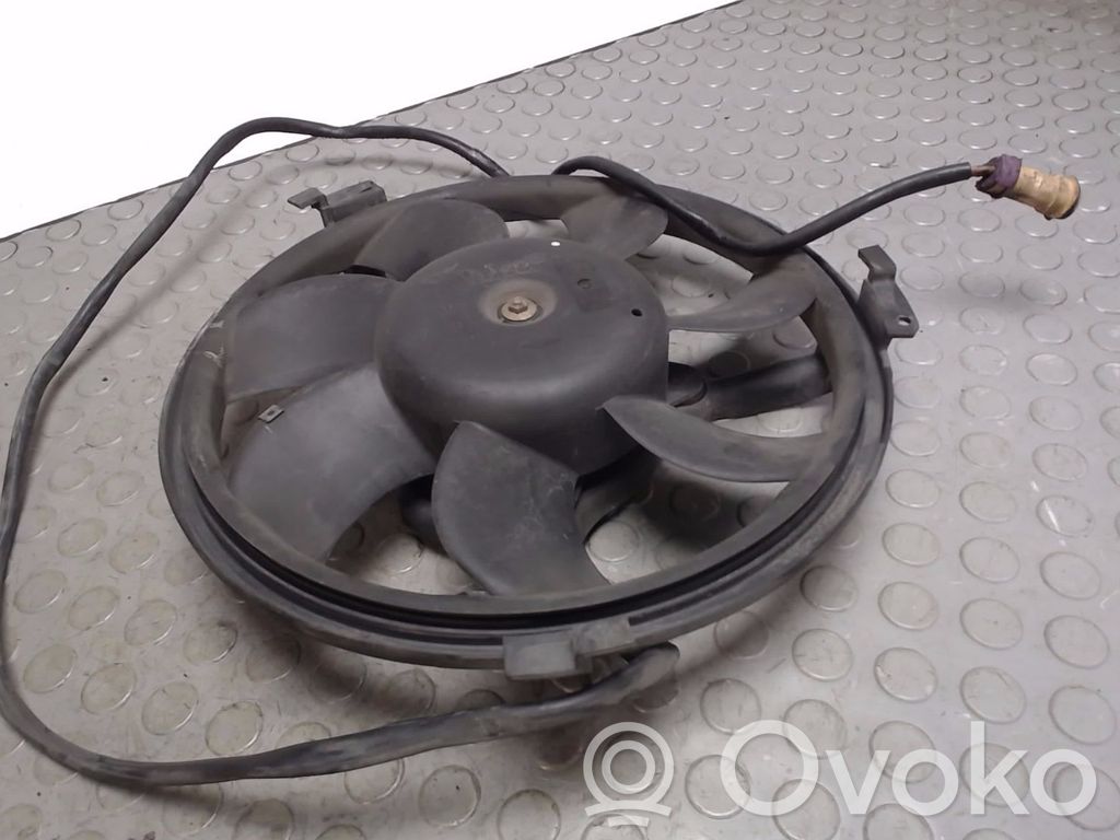 Volkswagen PASSAT B5 Ventilateur de refroidissement de radiateur électrique