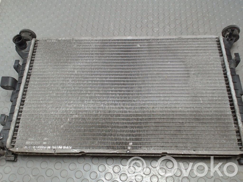 Ford Focus Dzesēšanas šķidruma radiators 