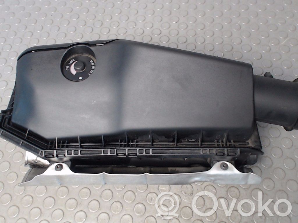 Mercedes-Benz C W203 Altra parte del vano motore