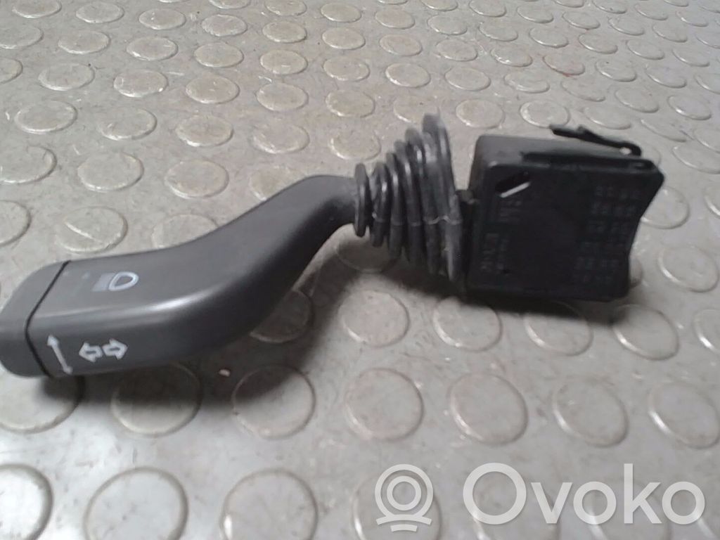 Opel Corsa C Manetka / Przełącznik kierunkowskazów