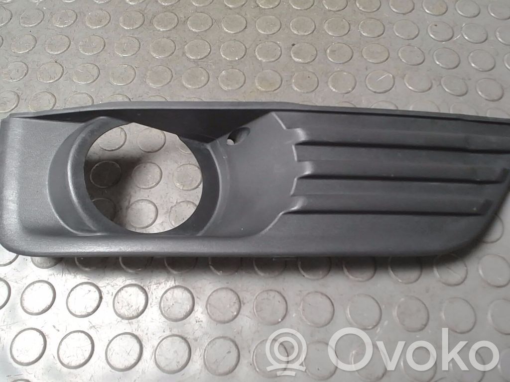 Ford Focus Capac orificiu tractare față 