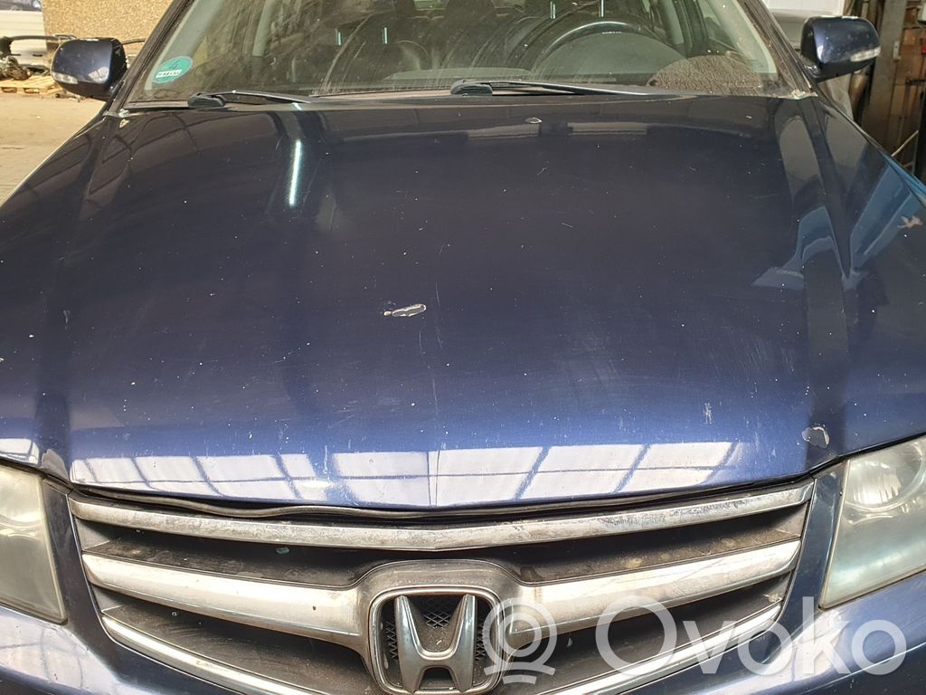 Honda Accord Konepelti
