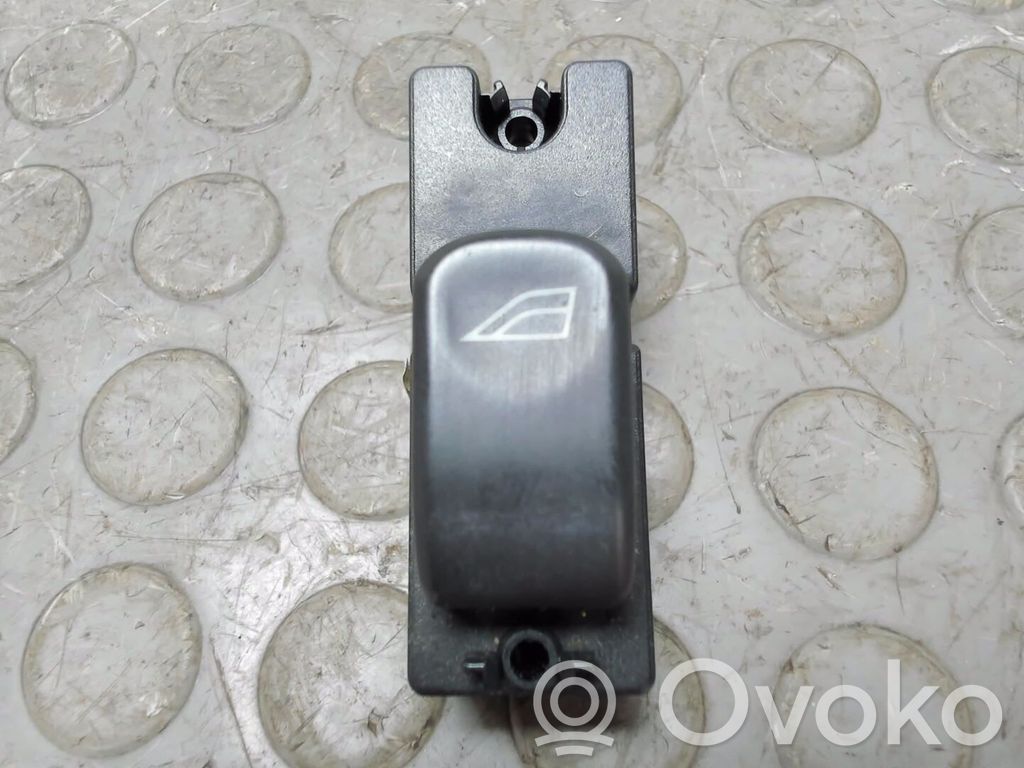 Jaguar X-Type Przyciski szyb 