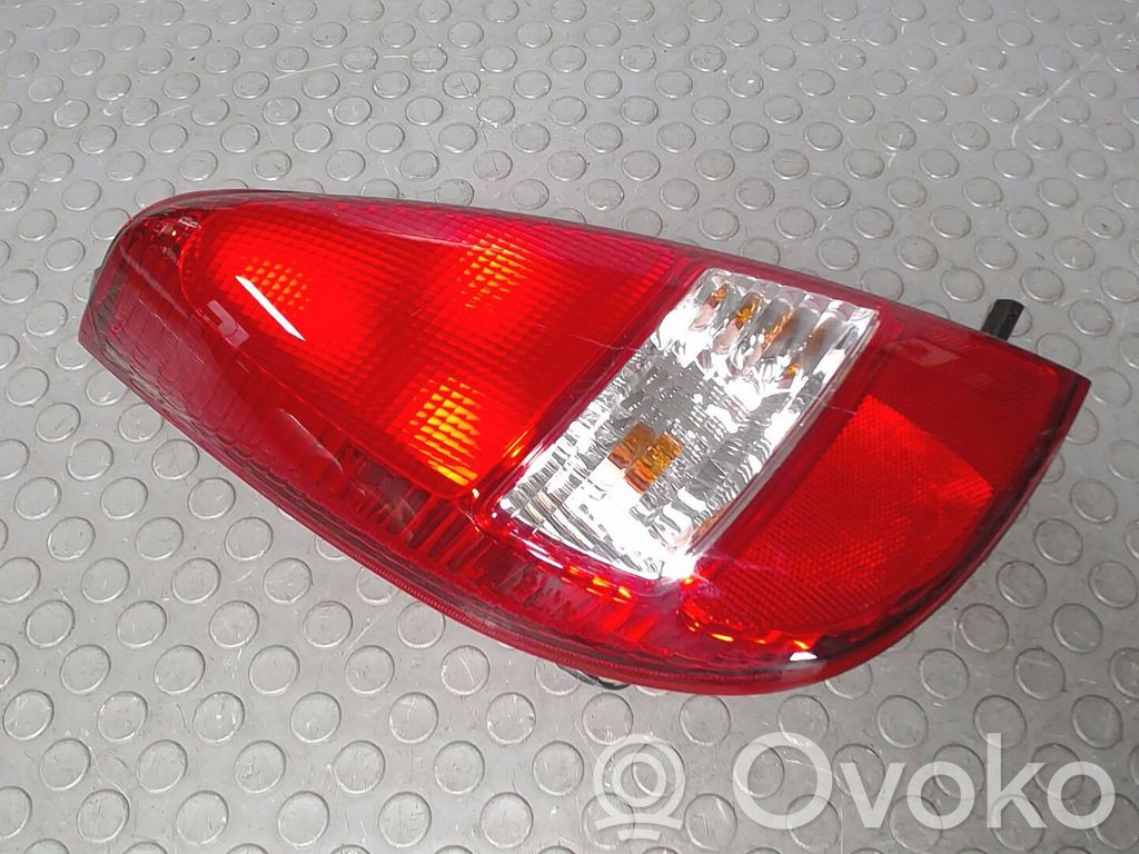 Suzuki Liana Takavalot 