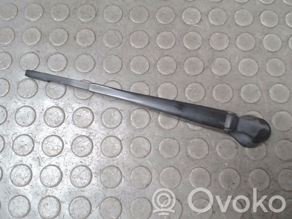Ford Fiesta Wischerarm Heckscheibe 