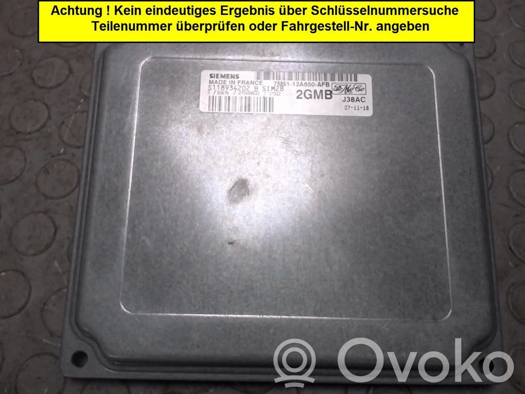 Ford C-MAX I Engine control unit/module 