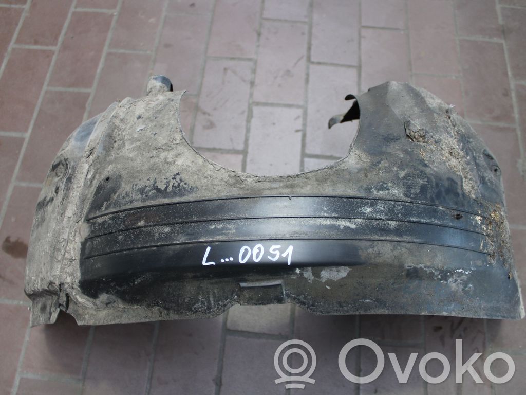 Ford Focus Apakšspārns 