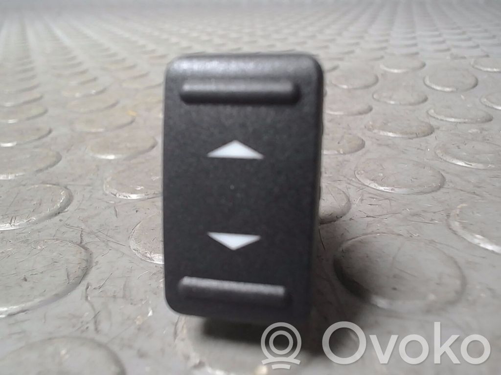Ford Focus Electric window control switch 