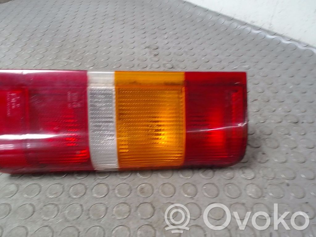 Ford Fiesta Luz trasera/de freno 