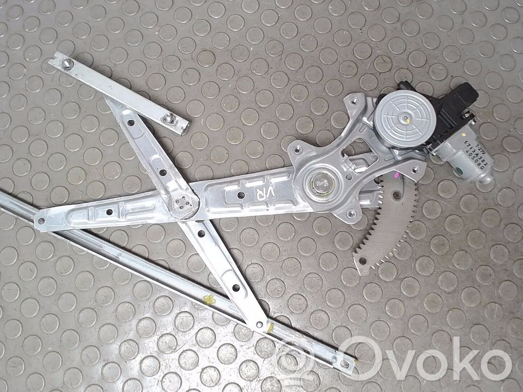 Mitsubishi Space Star Macara geam față fără motor