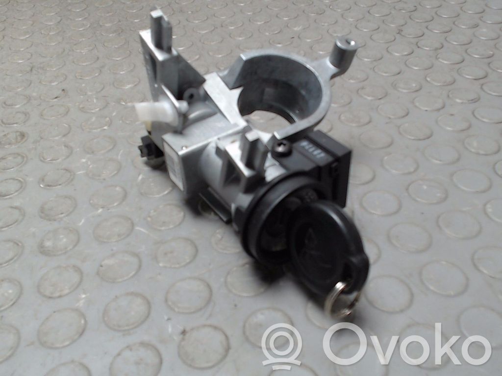 Užvedimo spynelė   4408A040,NICHTZUTREFFEND