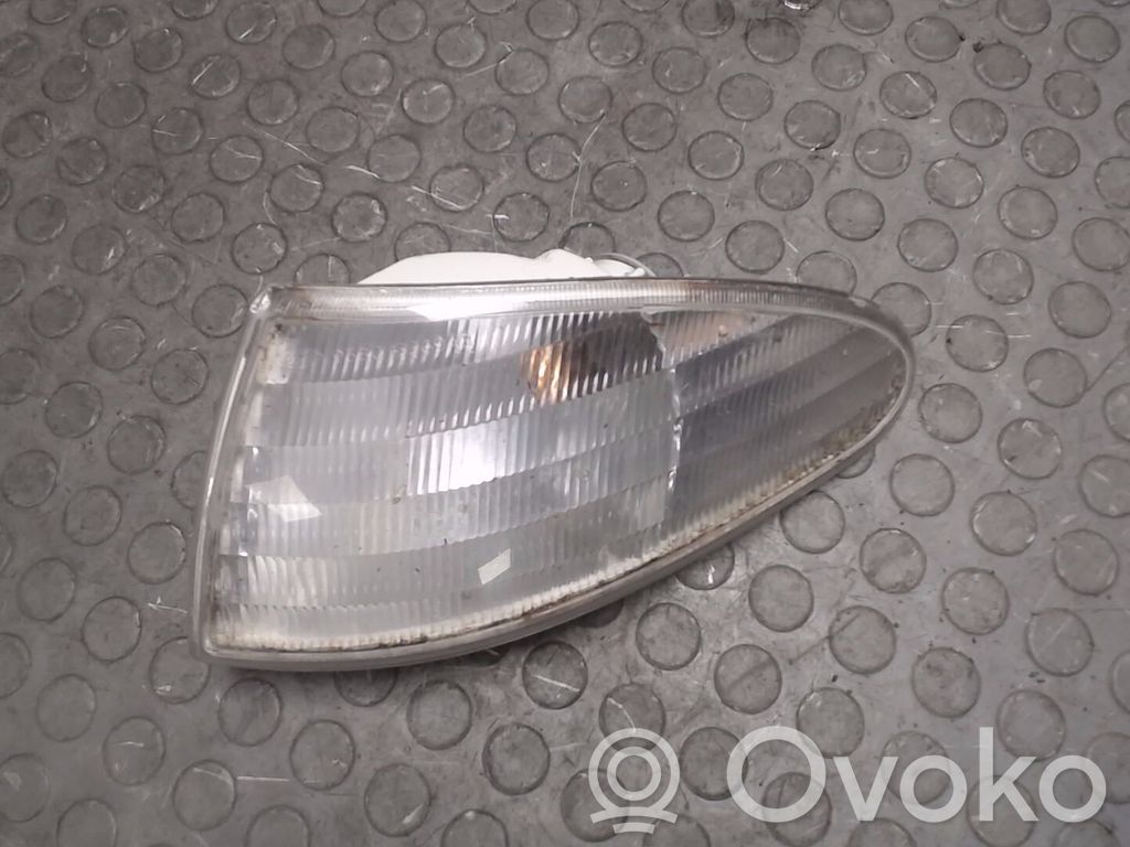 Ford Mondeo MK I Clignotant avant 
