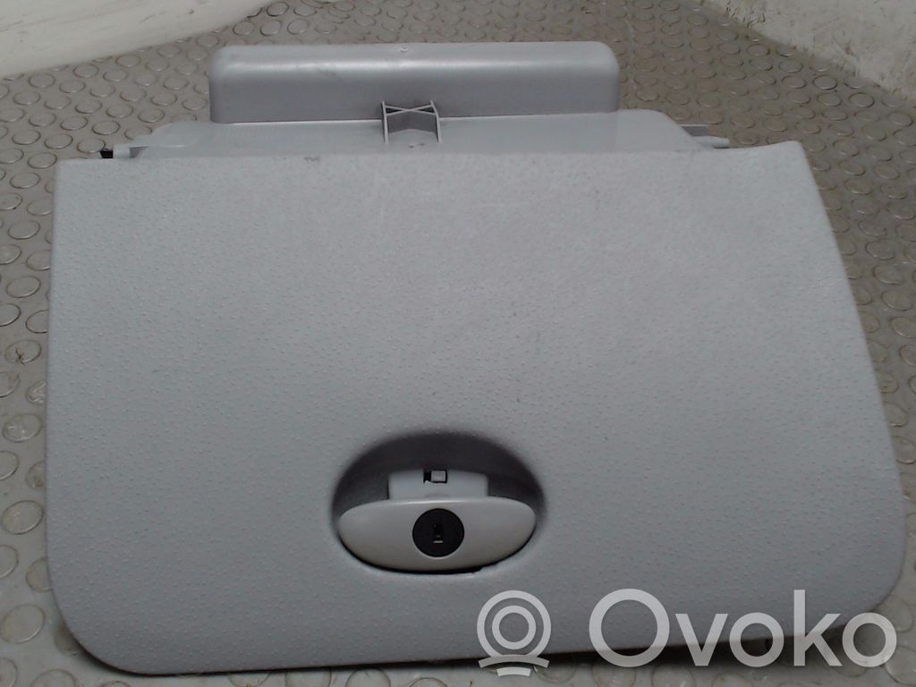 Citroen C3 Daiktadėžės (bordačioko) komplektas 