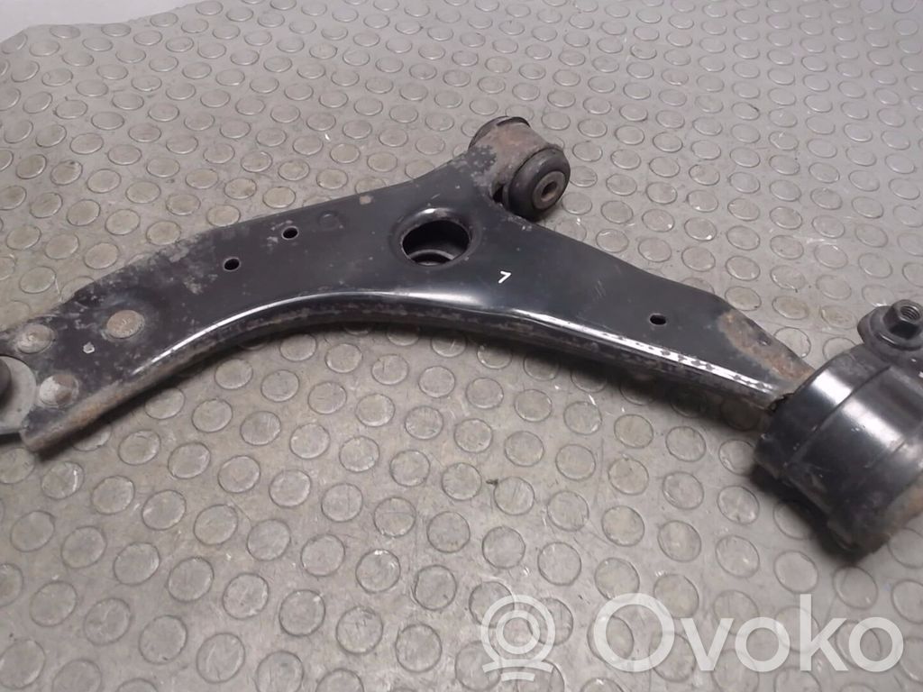 Ford Focus Fourchette, bras de suspension inférieur avant