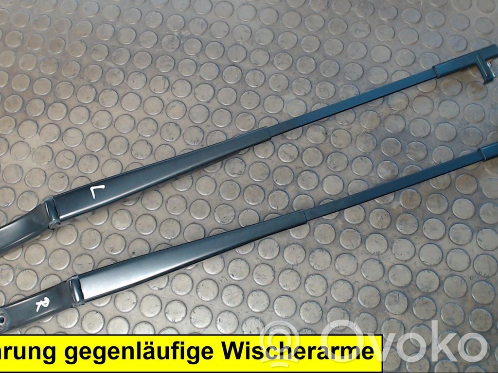 Volkswagen Touran I Braccio della spazzola tergicristallo anteriore
