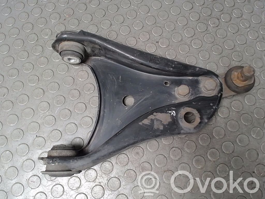 Renault Twingo II Querlenker Achsschenkel vorne 
