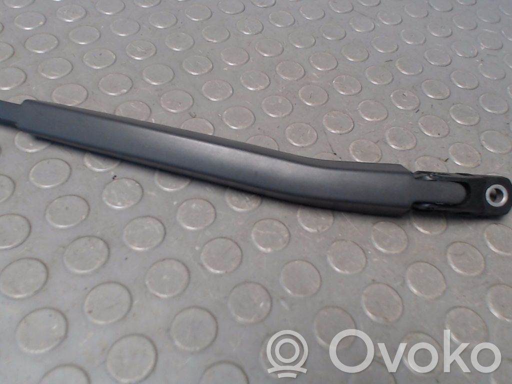 Opel Corsa D Rear wiper blade arm 