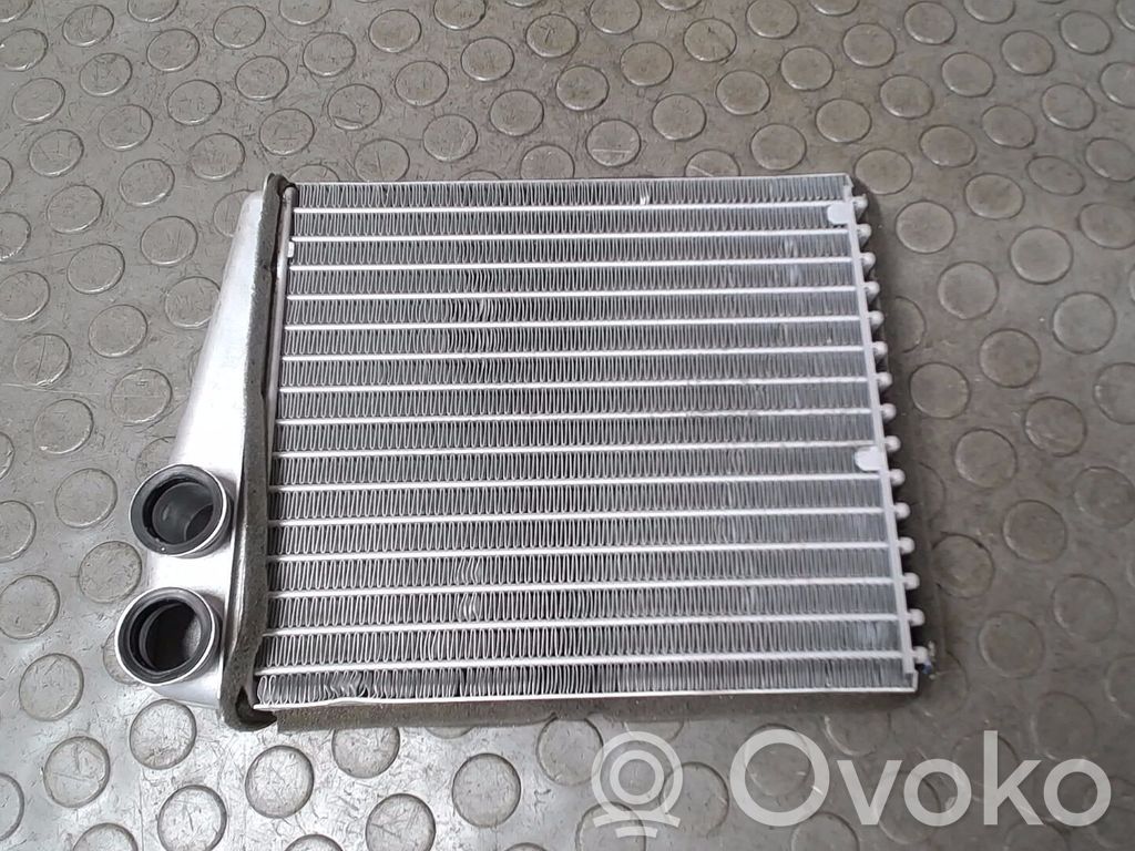Mercedes-Benz A W169 Radiator aerotermă 
