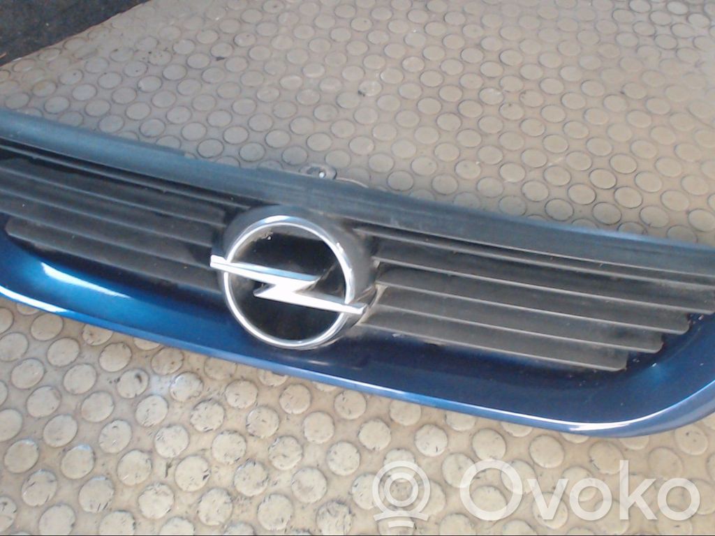 Opel Vectra B Front grill 