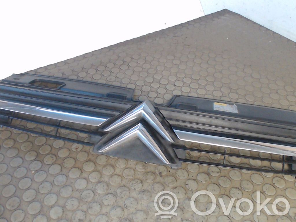 Citroen C5 Front grill 