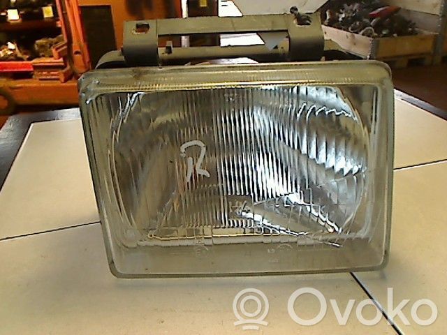 Opel Corsa A Phare frontale 