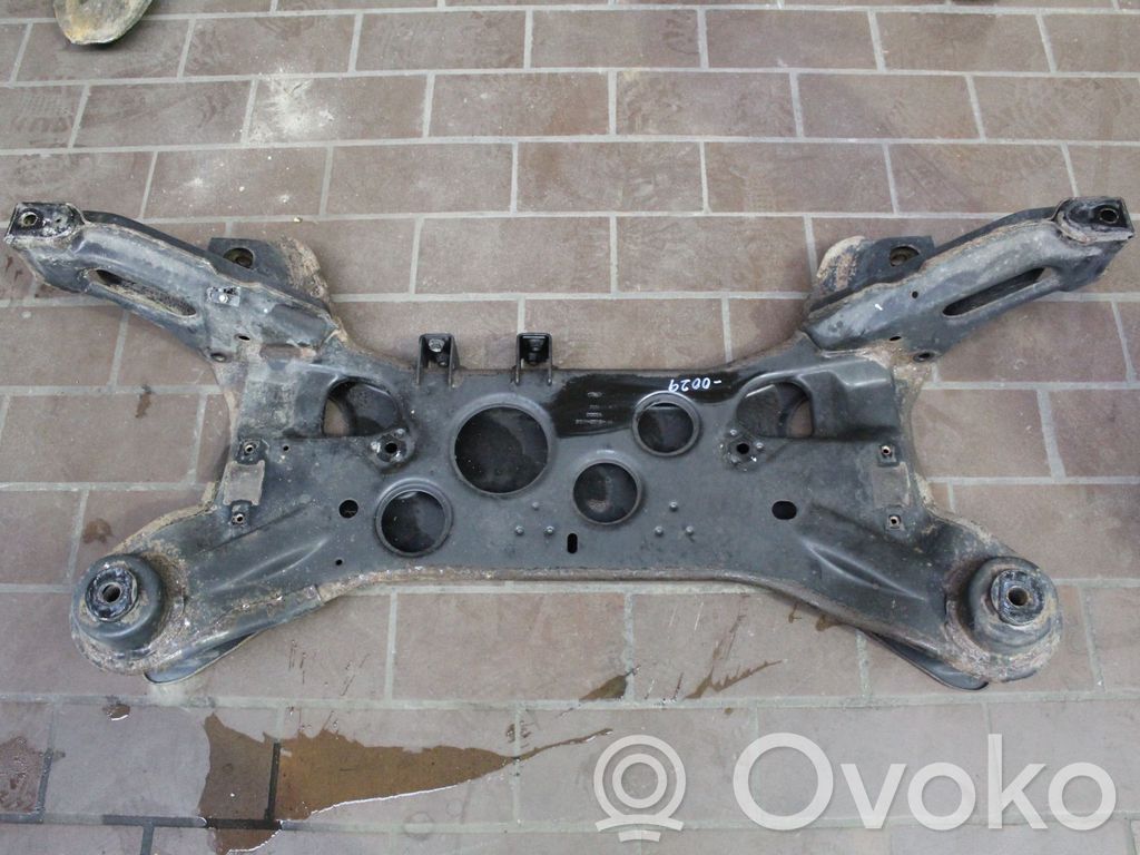Ford Transit Priekinis traversas 