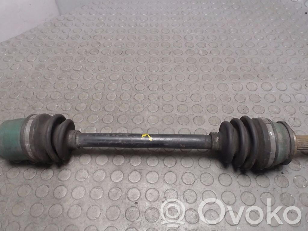 Eje de transmisión delantero   3910124B00