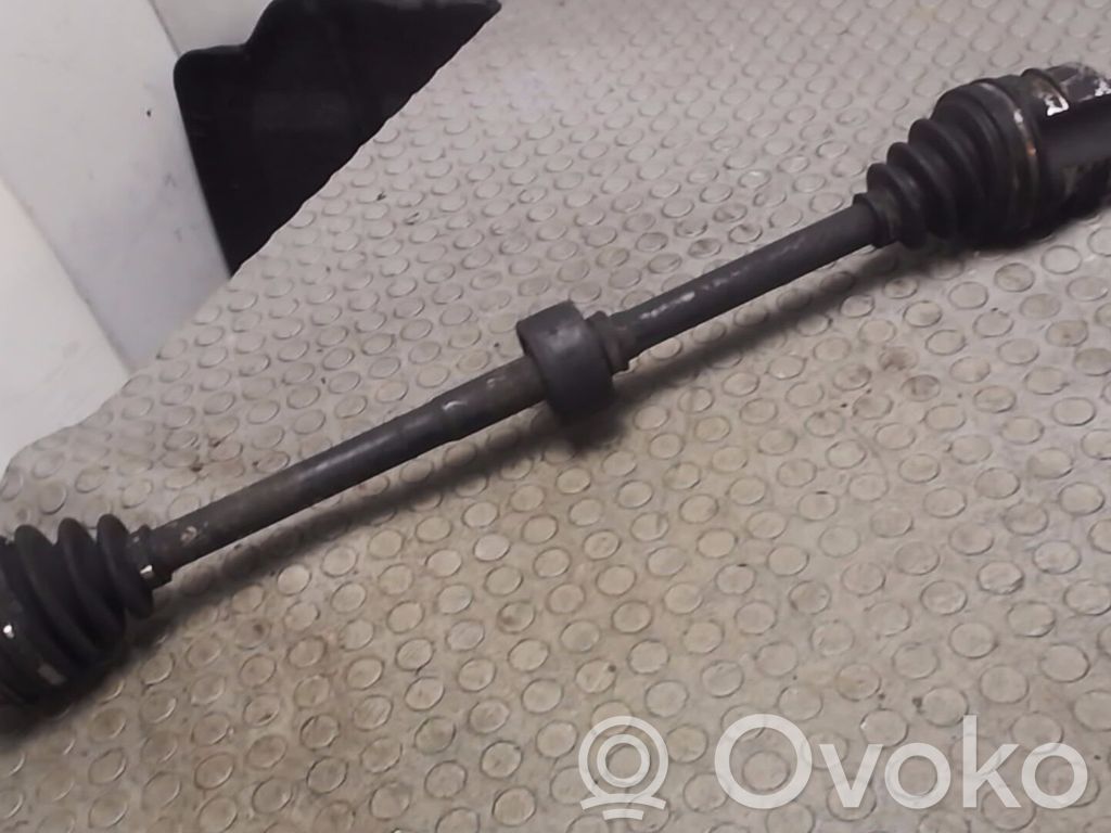 Toyota Corolla E80 Priekinis pusašis 