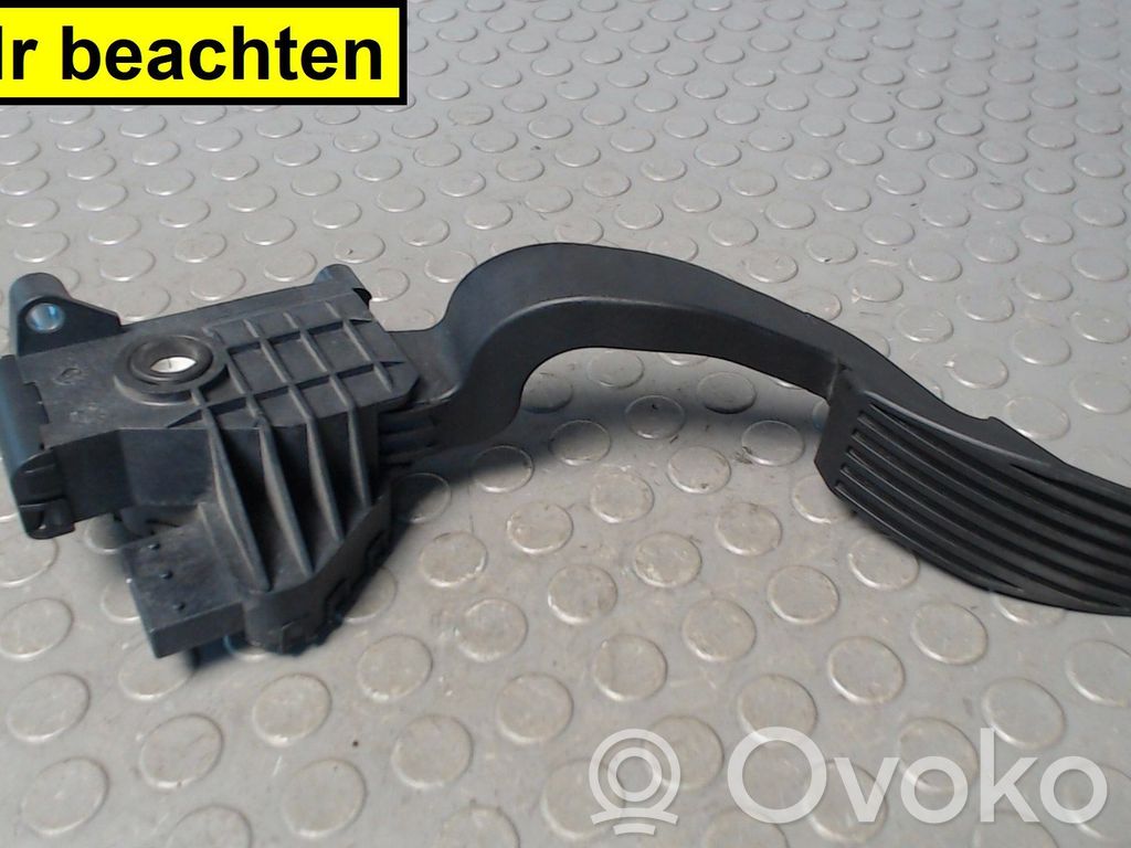 Opel Corsa D Accelerator throttle pedal 