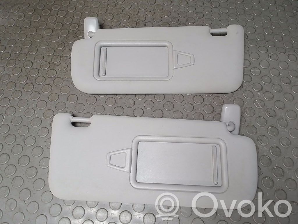 KIA Ceed Skydelis nuo saulės 