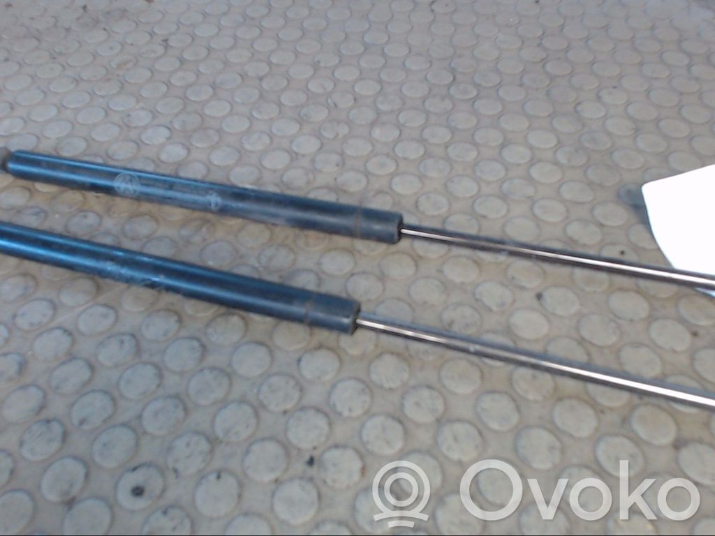Tailgate/trunk strut/damper   7D0829331D,701829331Q