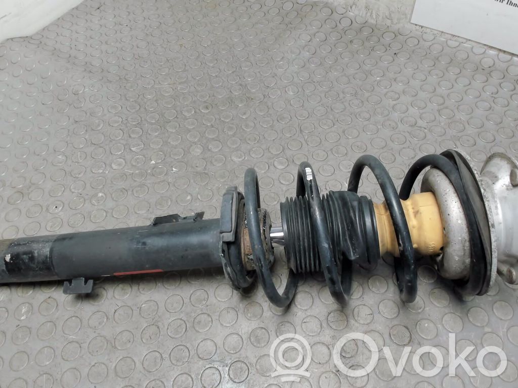BMW 1 E81 E87 Front shock absorber with coil spring 