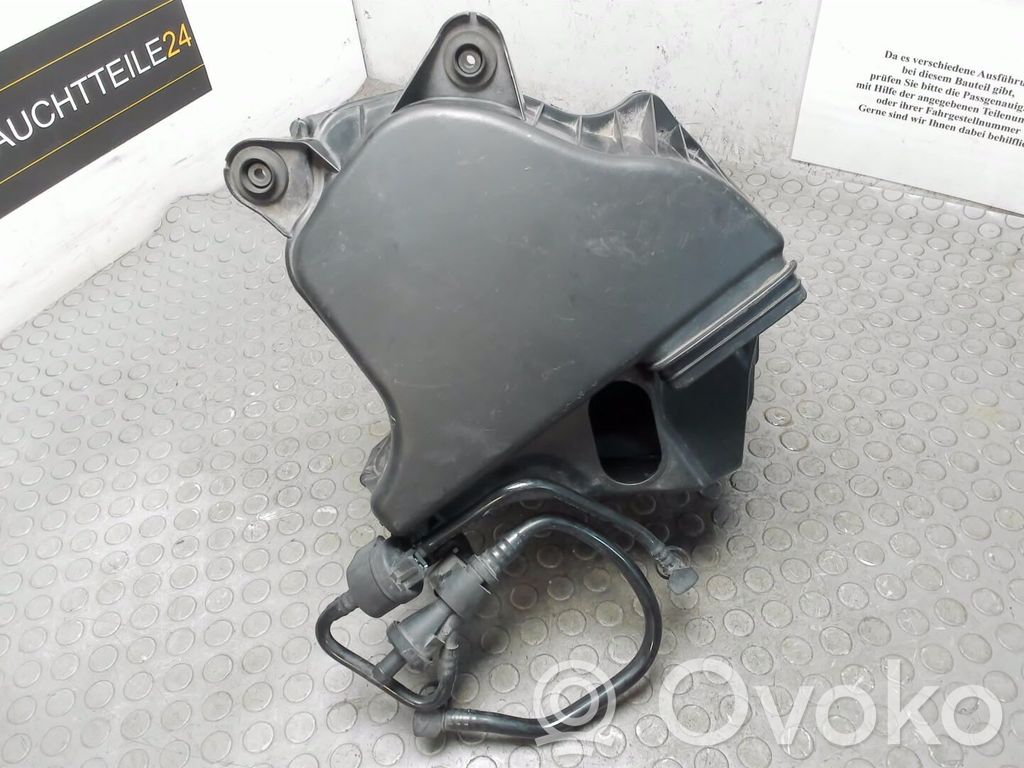 BMW 1 E81 E87 Air filter box 
